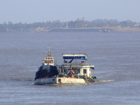 Transport fluvial, Phnom Penh