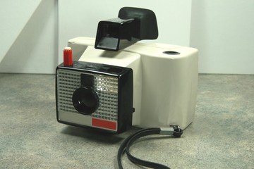 swinger instant camera 02