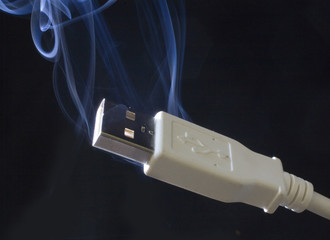 USB connector that transmits data so fast that it's smoking