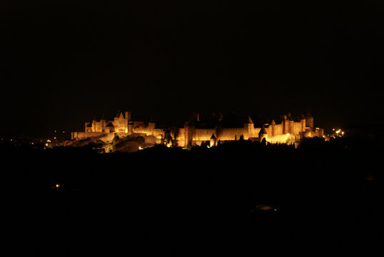 Cité de Carcassonne de nuit
