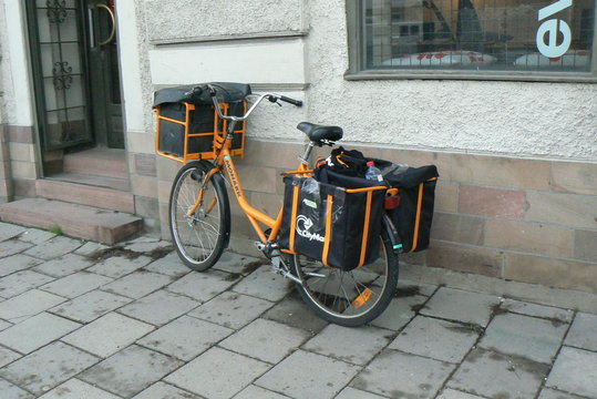 correo en bici