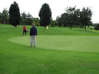 Obraz premium Golfers Pausing