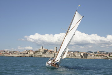 Voiles à Antibes numéro 1