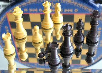 Mirror Chess 1