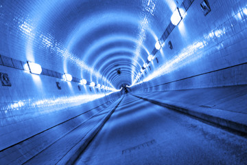 Blue Tunnel - obrazy, fototapety, plakaty