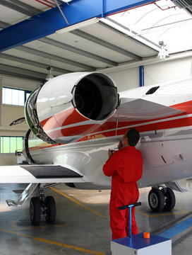 aircraft maintenance