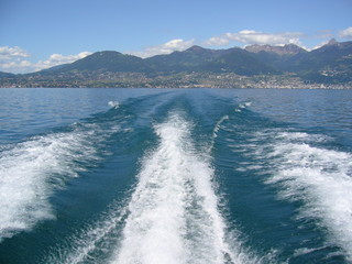 Bleu l&eacute;man