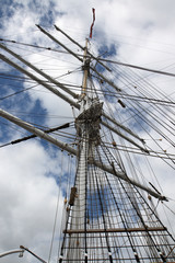 Obraz premium Mast on Sailing Ship