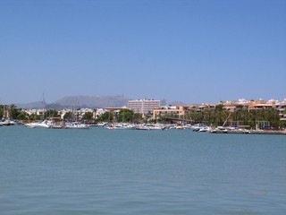 Fototapeta na wymiar Port d' alcudia, mallorca,Spain