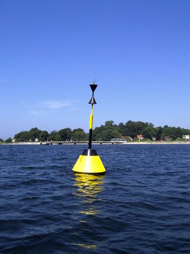 Wracktonne vor Kiel