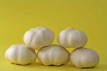 five garlic bulbs
