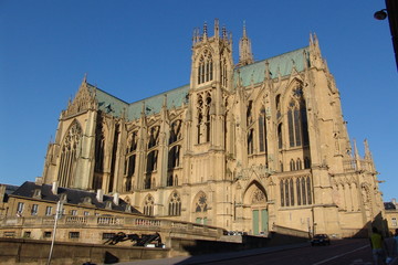 Fototapeta na wymiar Kathedrale Saint-Étienne in Metz