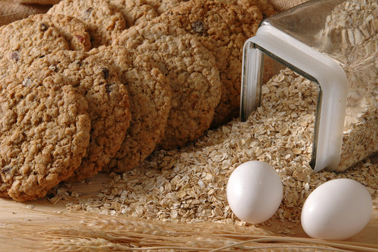 Fresh Oatmeal Chocolate Chip Cookies 