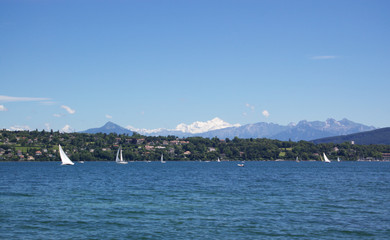 Fototapeta premium Yachting in Geneva lake