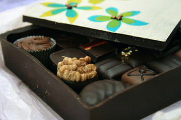 Boite de chocolats en chocolat 3