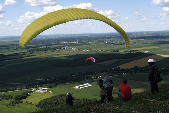 Paraglider ready to jump. 