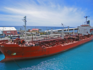 Cargo ship with pipelines and pressure sensors