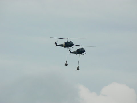 Hubschrauber beim Oderhochwasser 1997