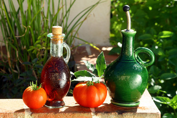 huile,vinaigre et tomates