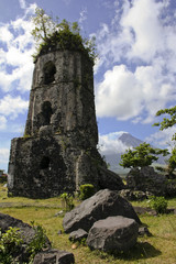 Fototapeta na wymiar colonial church destroyed by mayon volcano