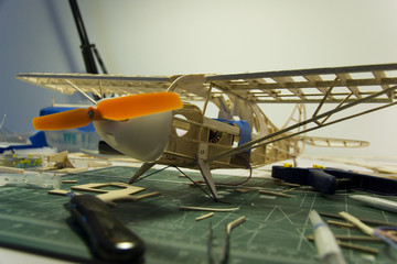 Model airplane construction 2