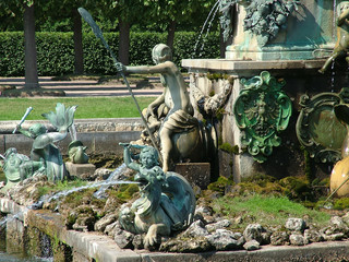 Fountain "Neptune" 1