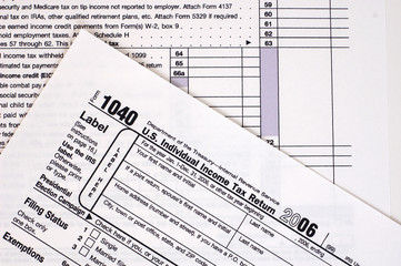 A US income tax form.