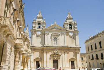 Fototapeta na wymiar St Paul's Cathedral, Mdina, Malta