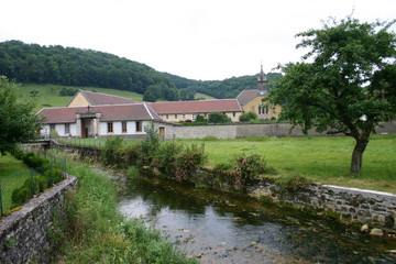 Fototapeta na wymiar 2007-07-23 Jura Abbaye 004