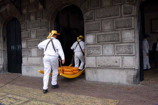 K&auml;setr&auml;ger