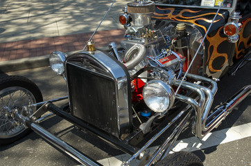 Obraz premium A Black & Flames Custom Car