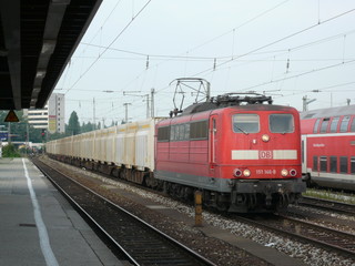 Fototapeta na wymiar güterzug pociąg towarowy