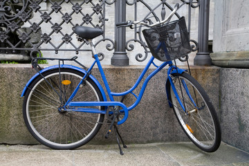 Fototapeta na wymiar Niebieski rowerów w Danii