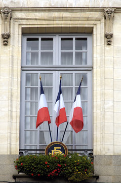 fenêtre de la mairie