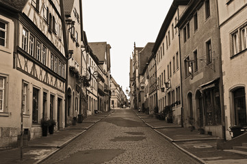Fototapeta na wymiar Rothenburg ob der Tauber - Road1 sepia