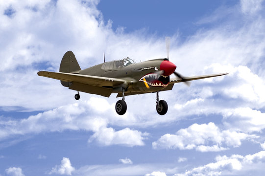 P-40 Landing