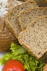 wholemeal bread slices