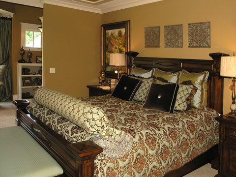 Luxury 6 - Bedroom 2