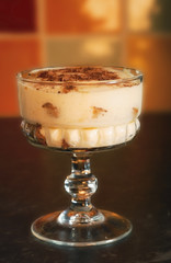 Vanilla Mouse with cocoa topping