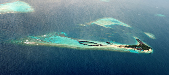 Obraz premium Maldivian paradise island