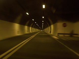 tunnel routier