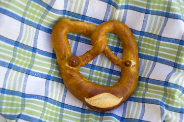 Smiling pretzel