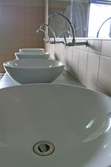 Modern sinks