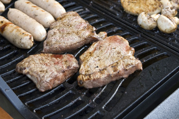Steak 'N Sausages