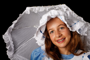 Enfant déguisé avec ombrelle