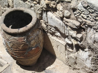 old amphora in Knossos palace of Minoan culture