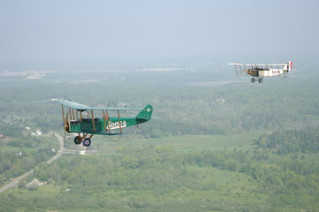 Biplanes © Jetpics