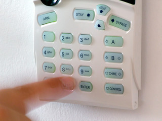 setting the alarm system