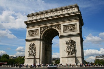 Fototapeta na wymiar french turyści Arc de Triomphe pomnik