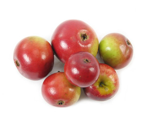 Fototapeta na wymiar red apples on white